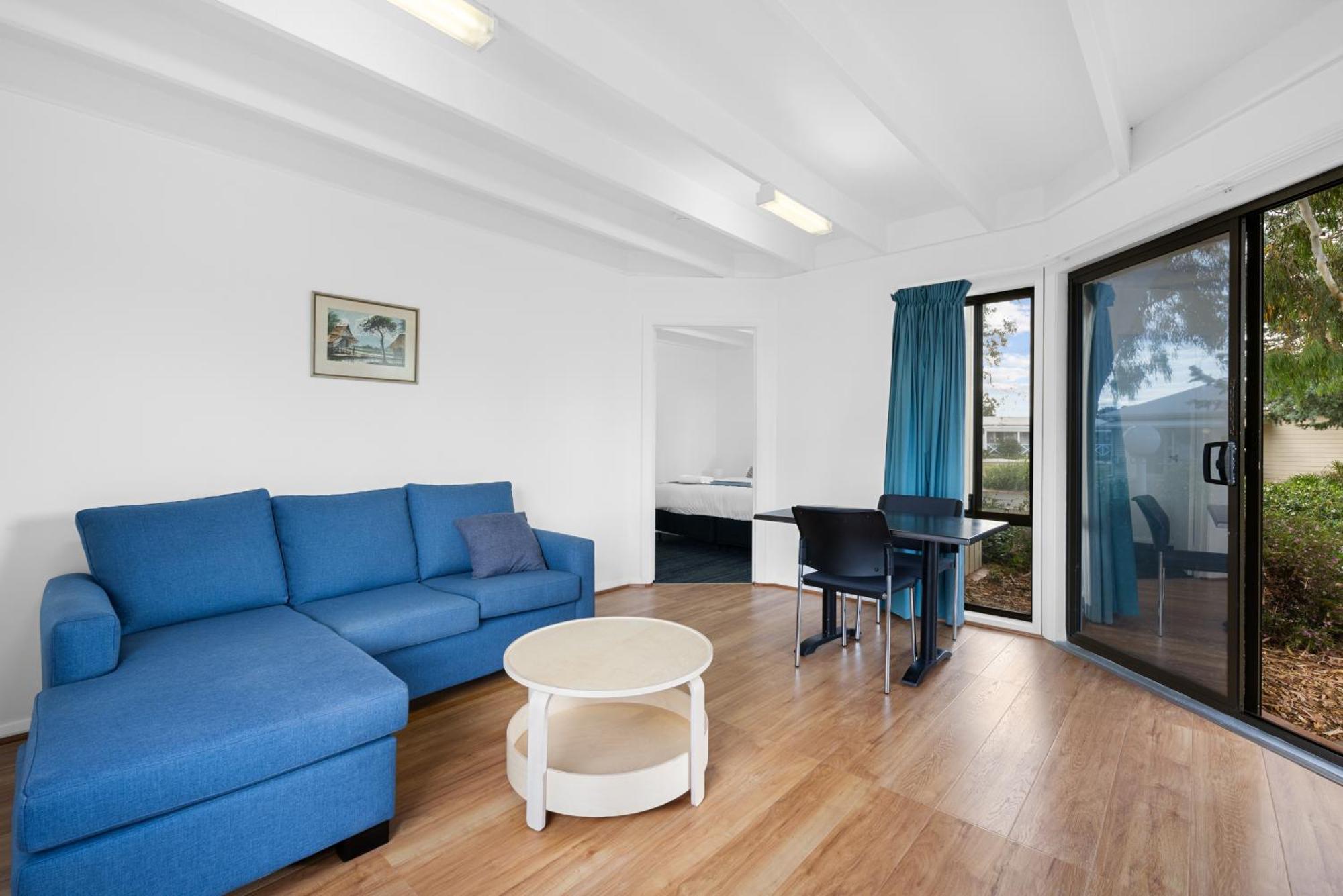 ซันดาวน์ วิลลา Motel Symonston ภายนอก รูปภาพ