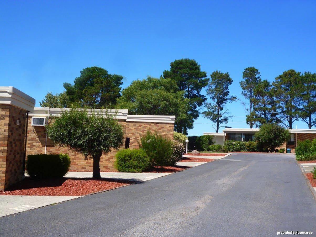 ซันดาวน์ วิลลา Motel Symonston ภายนอก รูปภาพ
